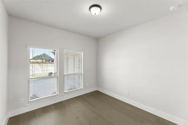 $626,475 | 516 Big Lake, DeSoto, TX 75115