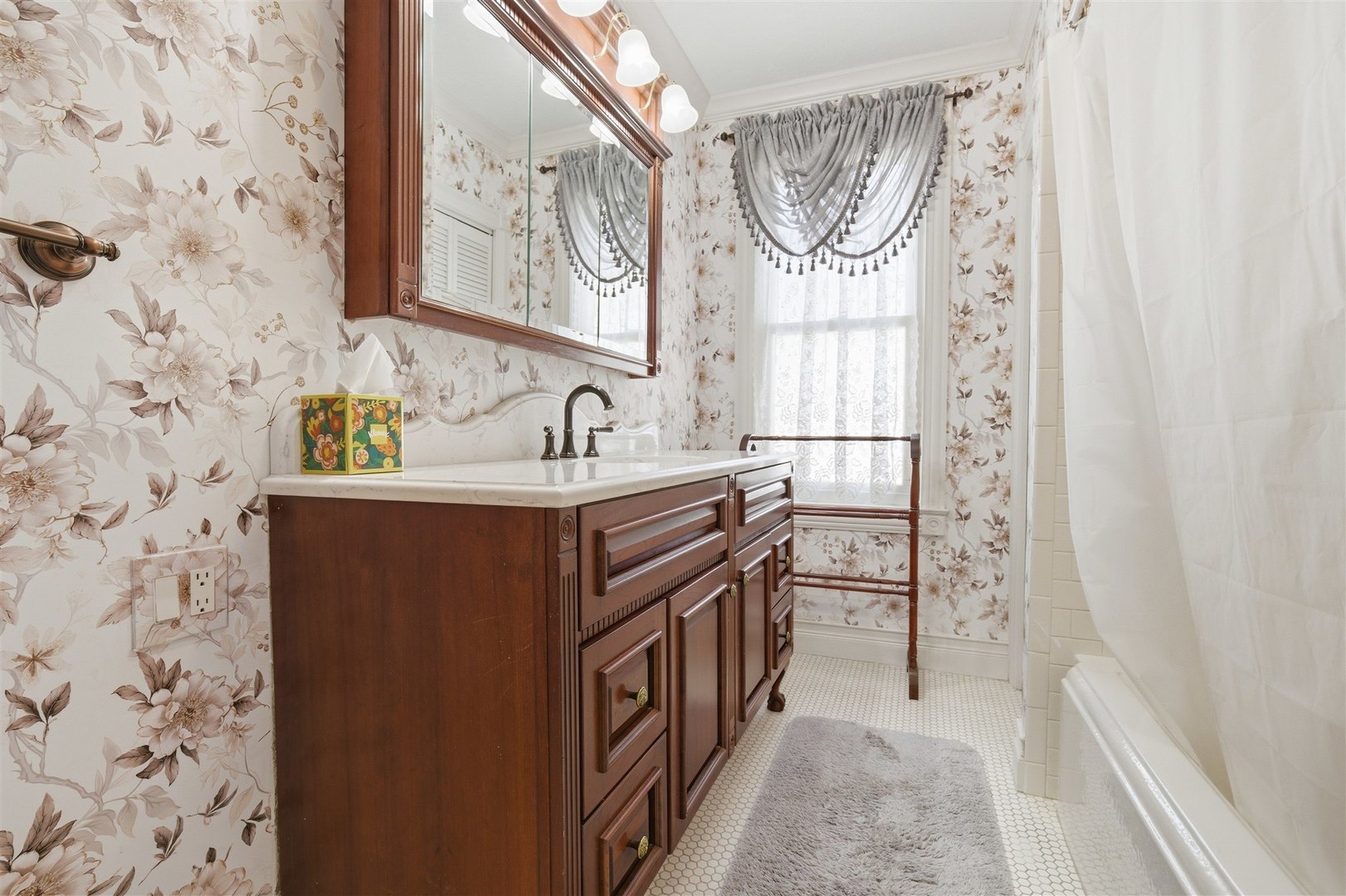 401 South McLean Street Bloomington, IL 61701 - Photo 12 of 30