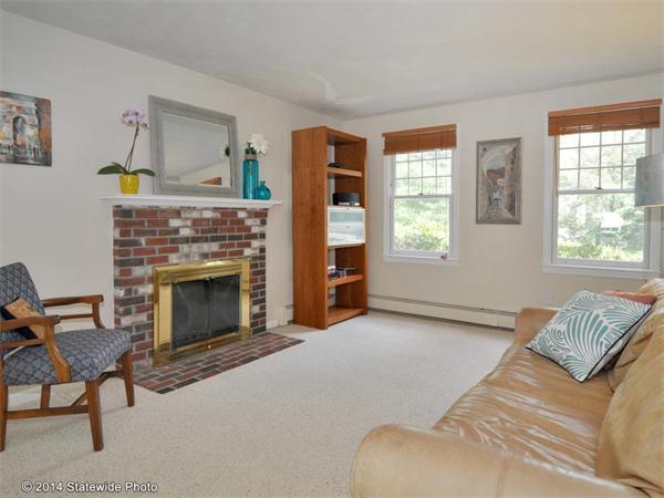 40 Tilting Rock Road Wrentham, MA 02093 - Photo 5 of 29 Gallery Image 5