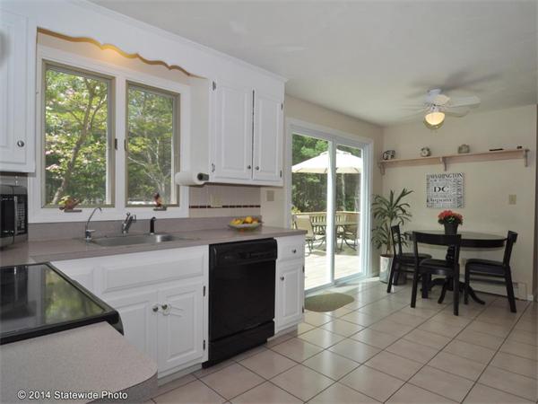 40 Tilting Rock Road Wrentham, MA 02093 - Photo 8 of 29 Gallery Image 8