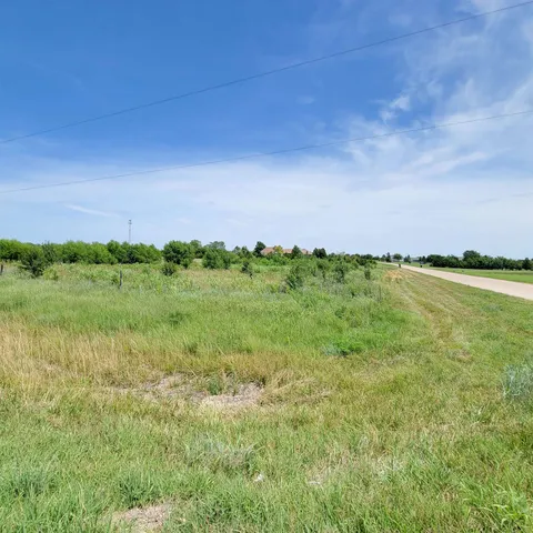 $195,000 | S South S Greenwich Road, Wichita, KS 67210