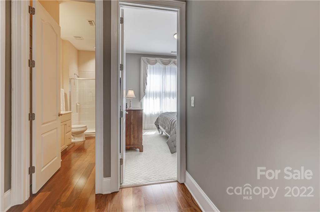 15514 Lake Ridge Road Charlotte, NC 28278 - Photo 32 of 48 Gallery Image 32