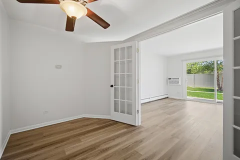 $185,000 | 330 North Carter Street, Unit 103, Palatine, IL 60067