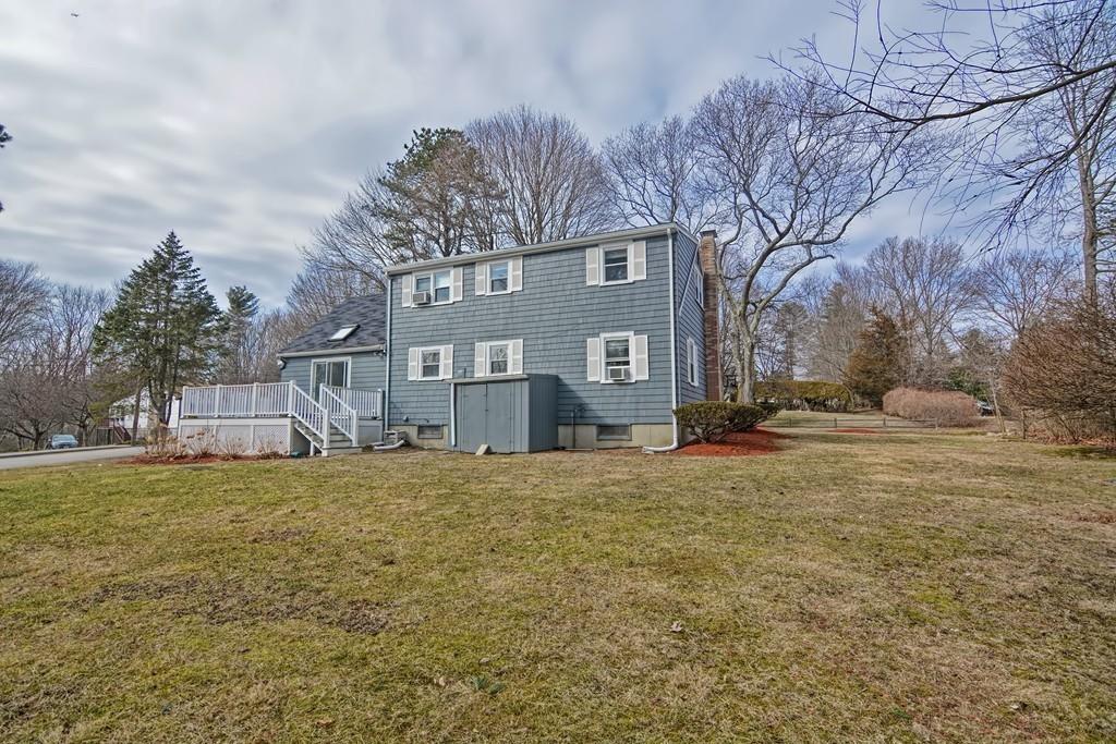 1 Stonybrook Road Sharon, MA 02067 - Photo 4 of 38 Gallery Image 4