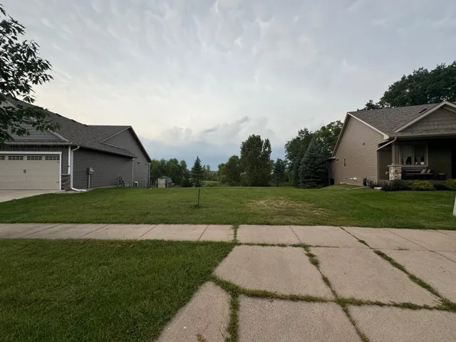 $120,000 | 2620 Oaklawn Drive, Northfield, MN 55057