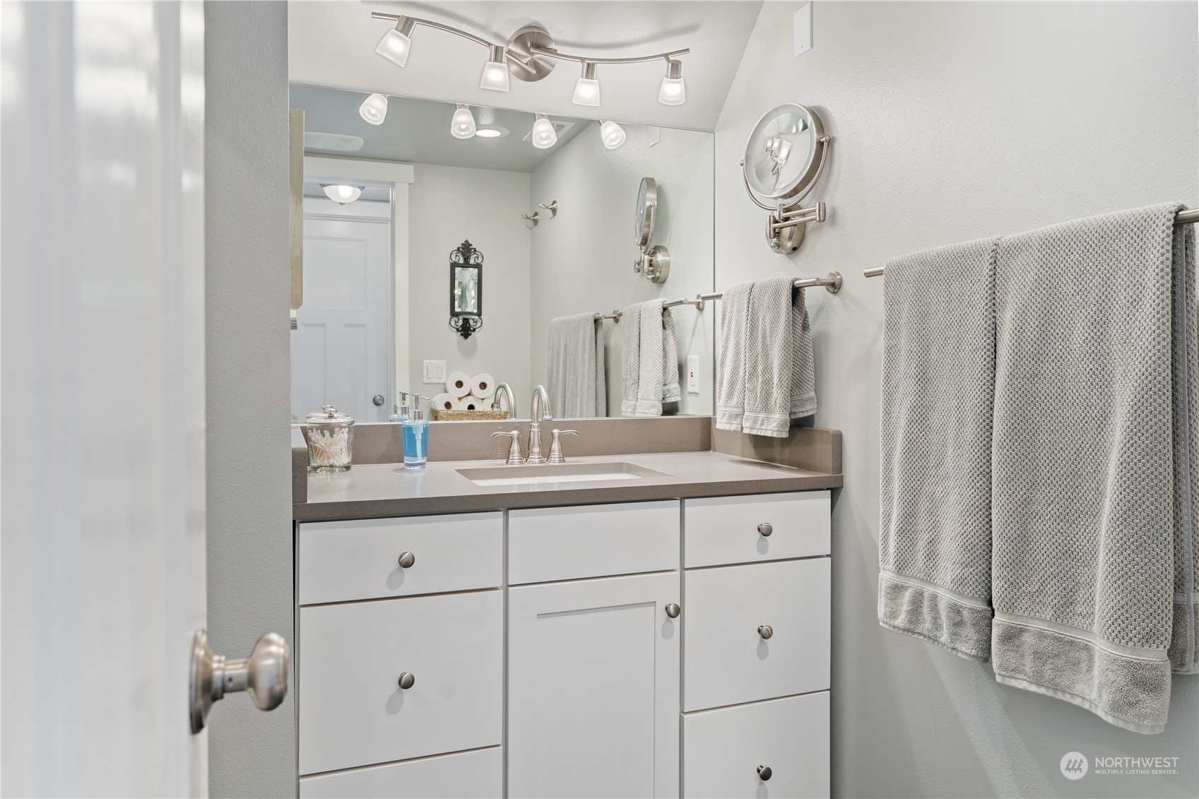 104 Spader Bay Road, Unit 54 Chelan, WA 98816 - Photo 20 of 39 Gallery Image 20
