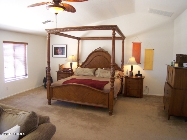 3696 South Martingale Road Gilbert, AZ 85297 - Photo 18 of 36 MASTER BEDROOM