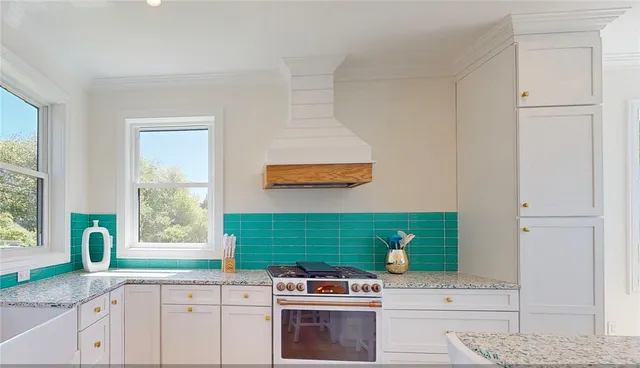 $4,200 | 38 Beach Street, South Kingstown, RI 02879