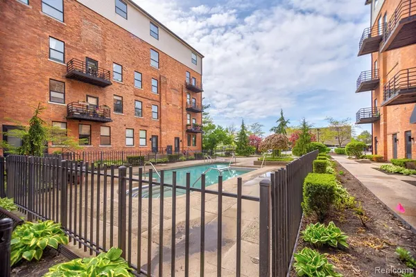 $119,000 | 6533 East Jefferson Avenue, Unit 333E, Detroit, MI 48207