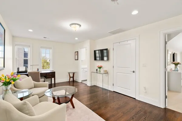 $1,680,000 | 41 Lillian Way, Unit 41, Wayland, MA 01778