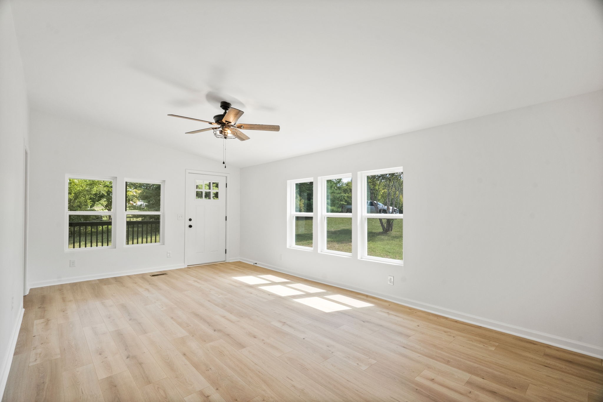 5877 Green Road Springfield, TN 37172 - Photo 9 of 37