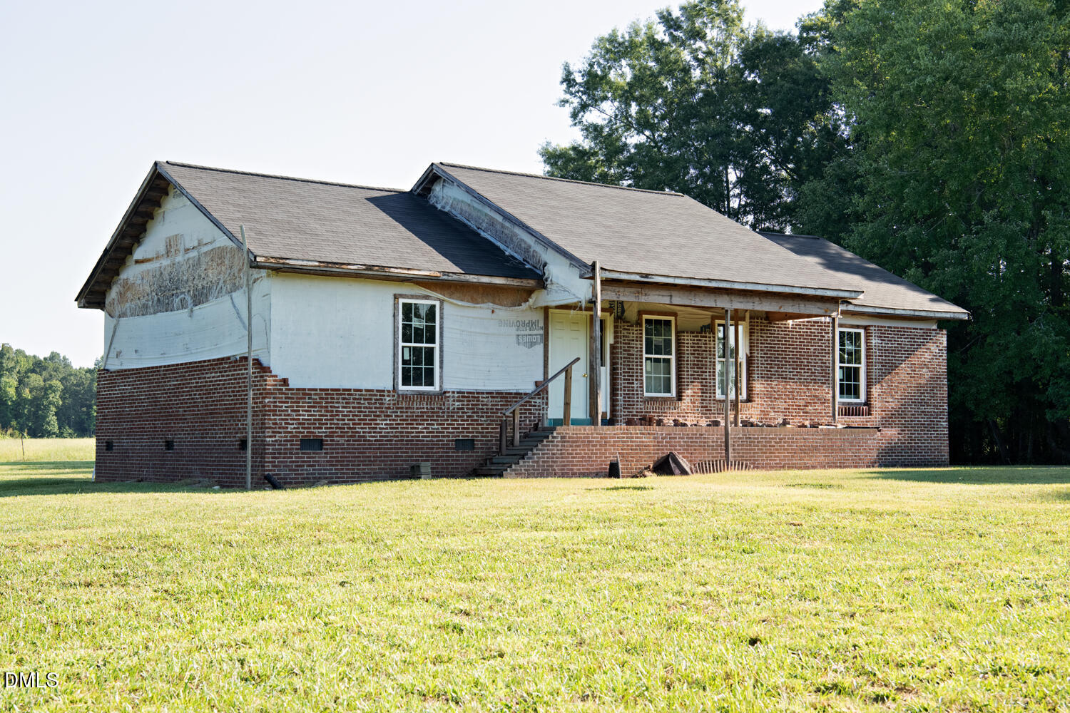 19x9 front porch...
