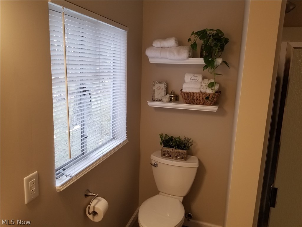 5108 West Ash Road Independence, OH 44131 - Photo 10 of 23 Gallery Image 10