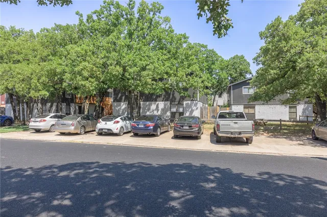 $500,000 | 706 Navidad Street, Bryan, TX 77801