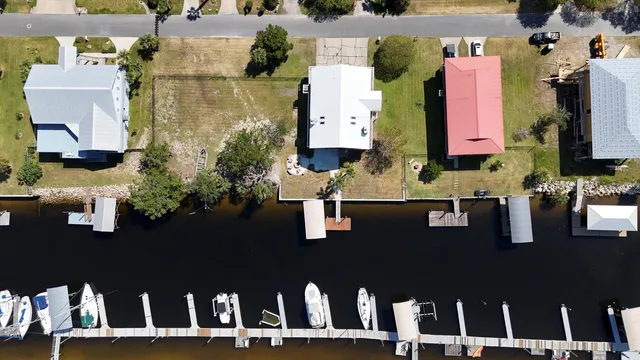 $180,000 | 46 Royster Drive, Crawfordville, FL 32327