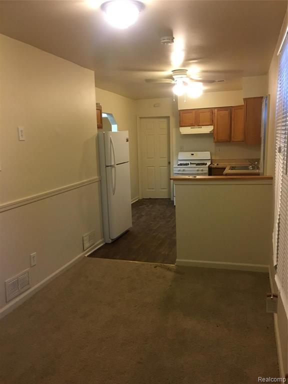 4129 Ash Street Inkster, MI 48141 - Photo 6 of 29