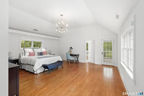 $1,995,000 | 2444 Bronson Road, Fairfield, CT 06824