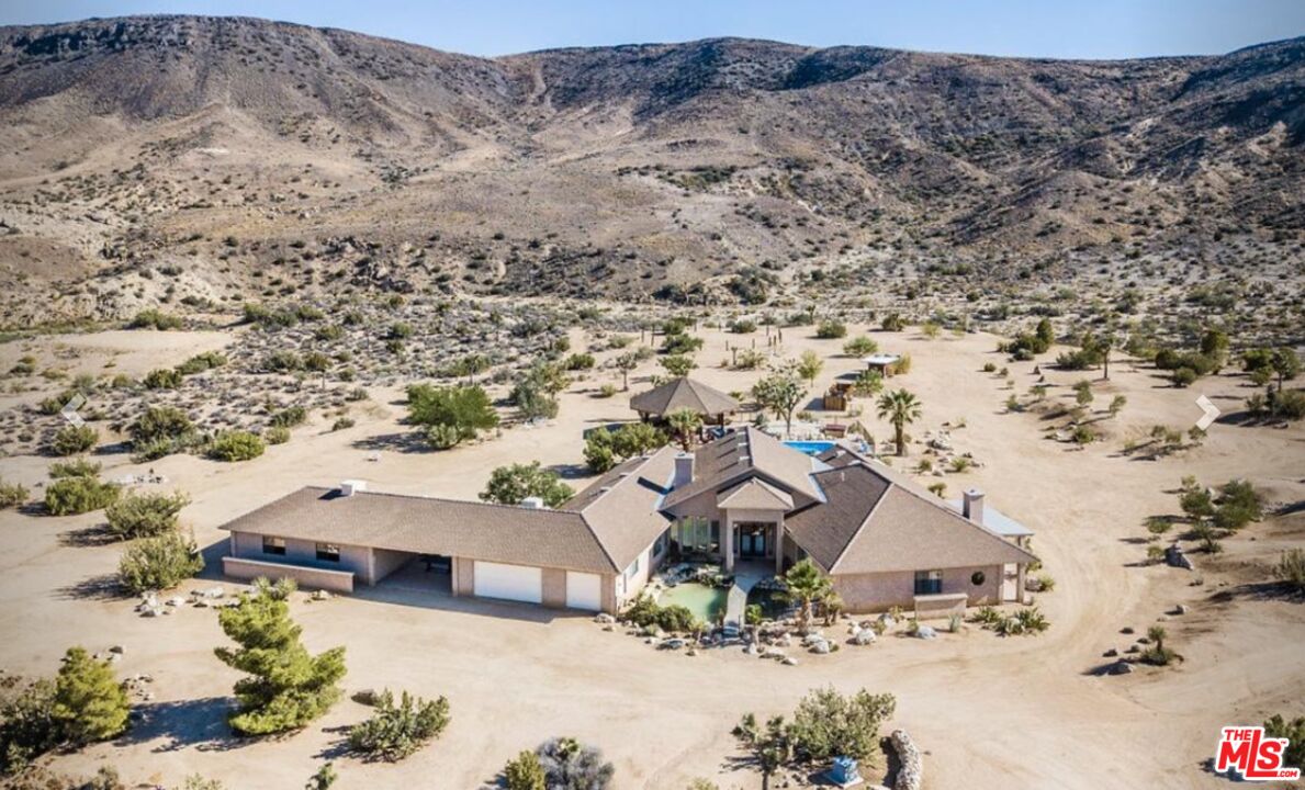 3569 Calmada Road Pioneertown, CA 92268 - Photo 2 of 18