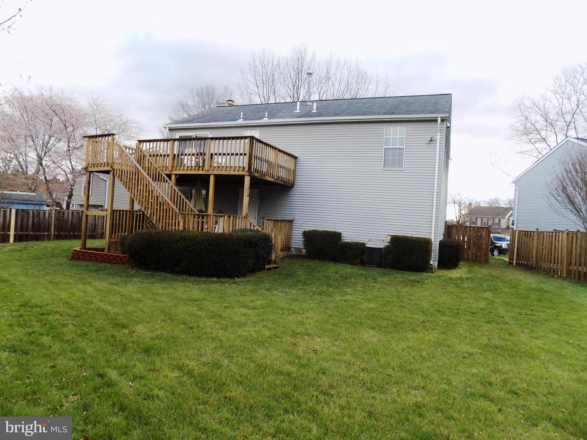 7616 Croydon Place Manassas, VA 20109 - Photo 5 of 30 Exterior (Rear)