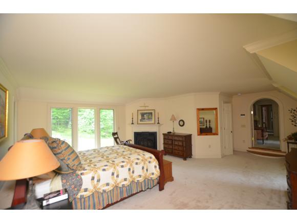 307 Winterbird Road Stowe, VT 05672 - Photo 14 of 22