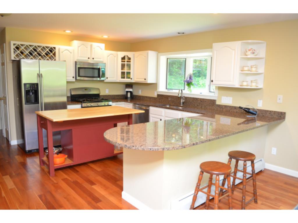 307 Winterbird Road Stowe, VT 05672 - Photo 8 of 22