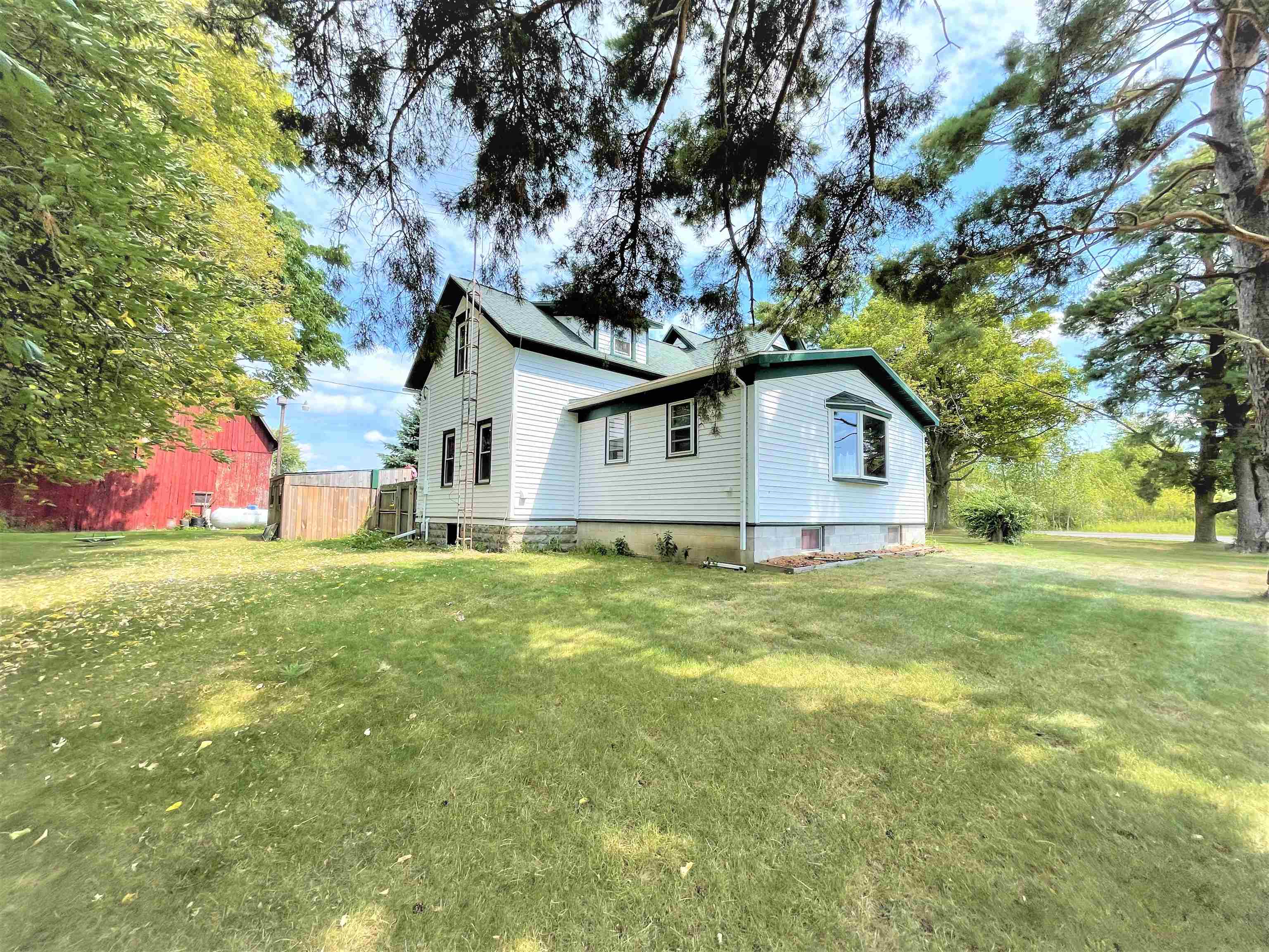 1702 South Mackinaw Road Kawkawlin, MI 48631 - Photo 30 of 35 Gallery Image 30
