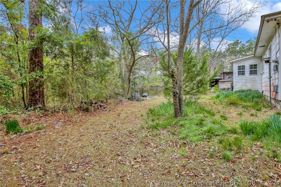 117 Weaver Road Aberdeen, NC 28315 - Photo 4 of 31 Gallery Image 4