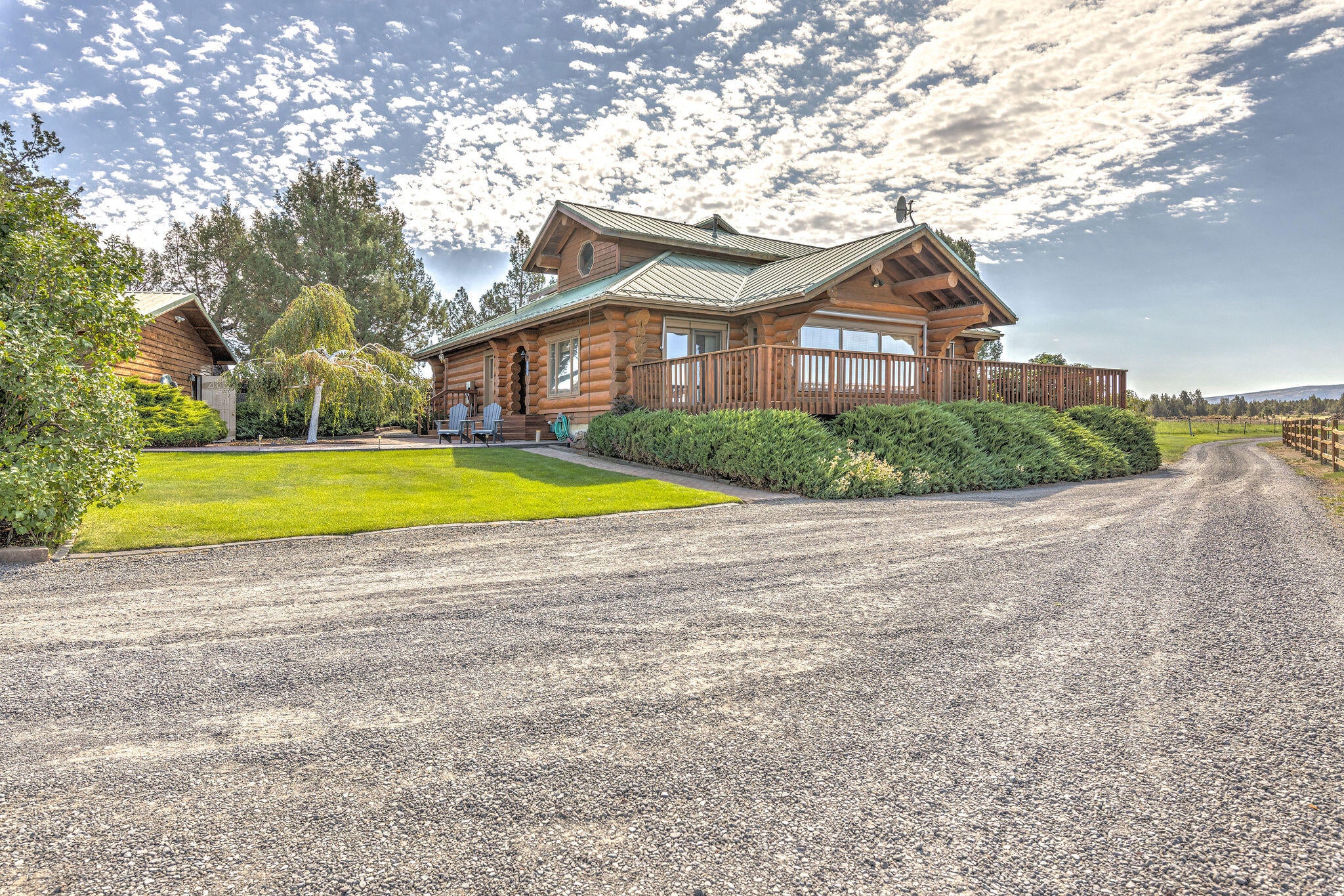 24269 Dodds Road Bend, OR 97701 - Photo 26 of 54 090A4543_4_5_6_7-2