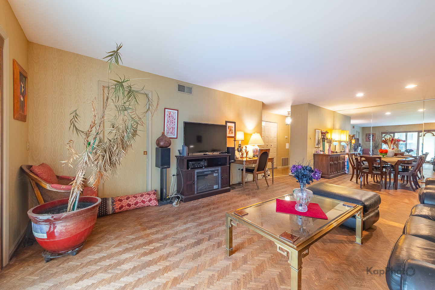 4949 Golf Road, Unit 105 Skokie, IL 60077 - Photo 3 of 30 Gallery Image 3