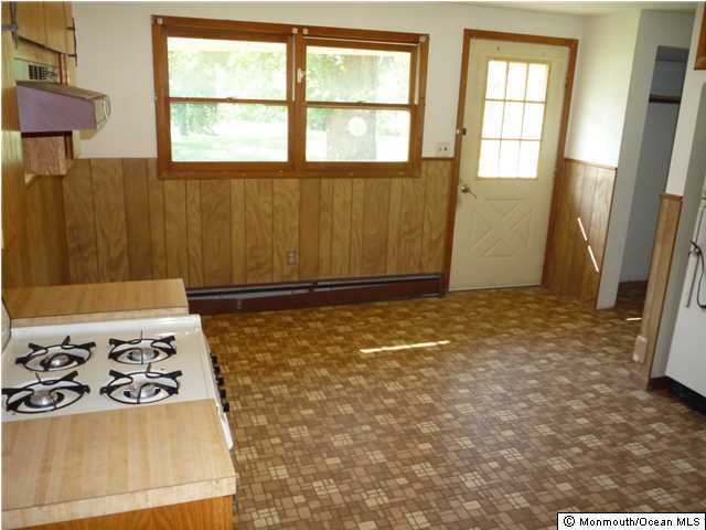 244 Maxim Road Howell, NJ 07731 - Photo 4 of 11 Additional Photo