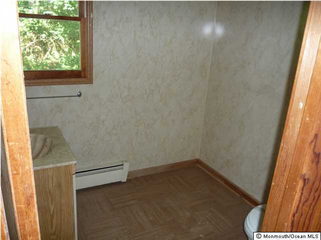 244 Maxim Road Howell, NJ 07731 - Photo 6 of 11 Additional Photo