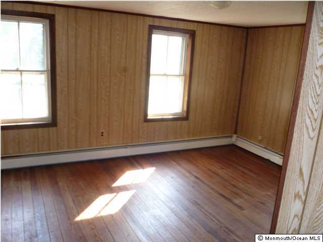 244 Maxim Road Howell, NJ 07731 - Photo 8 of 11 Additional Photo