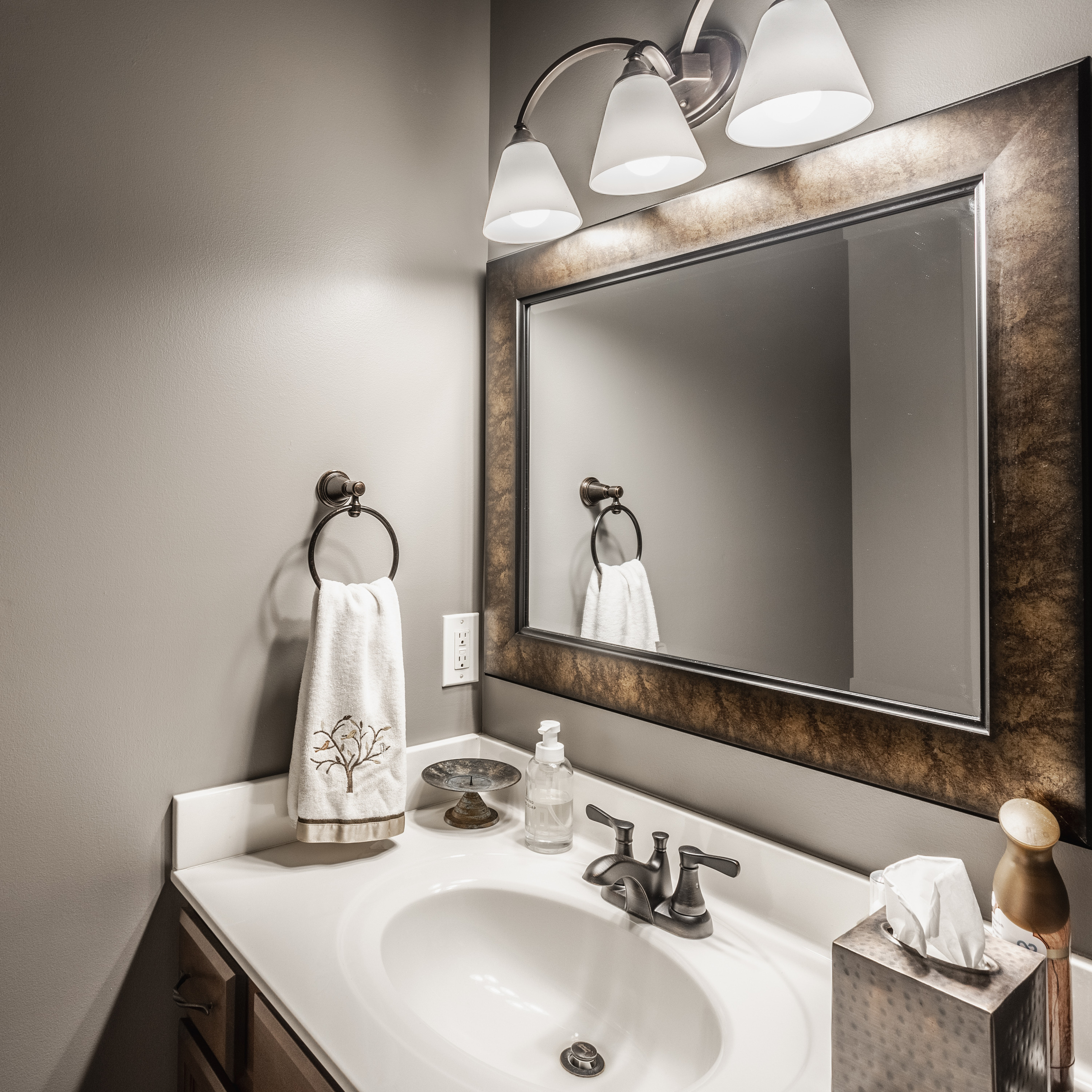 5813 Lawton Loop E Drive, Unit 4 Indianapolis, IN 46216 - Photo 15 of 35