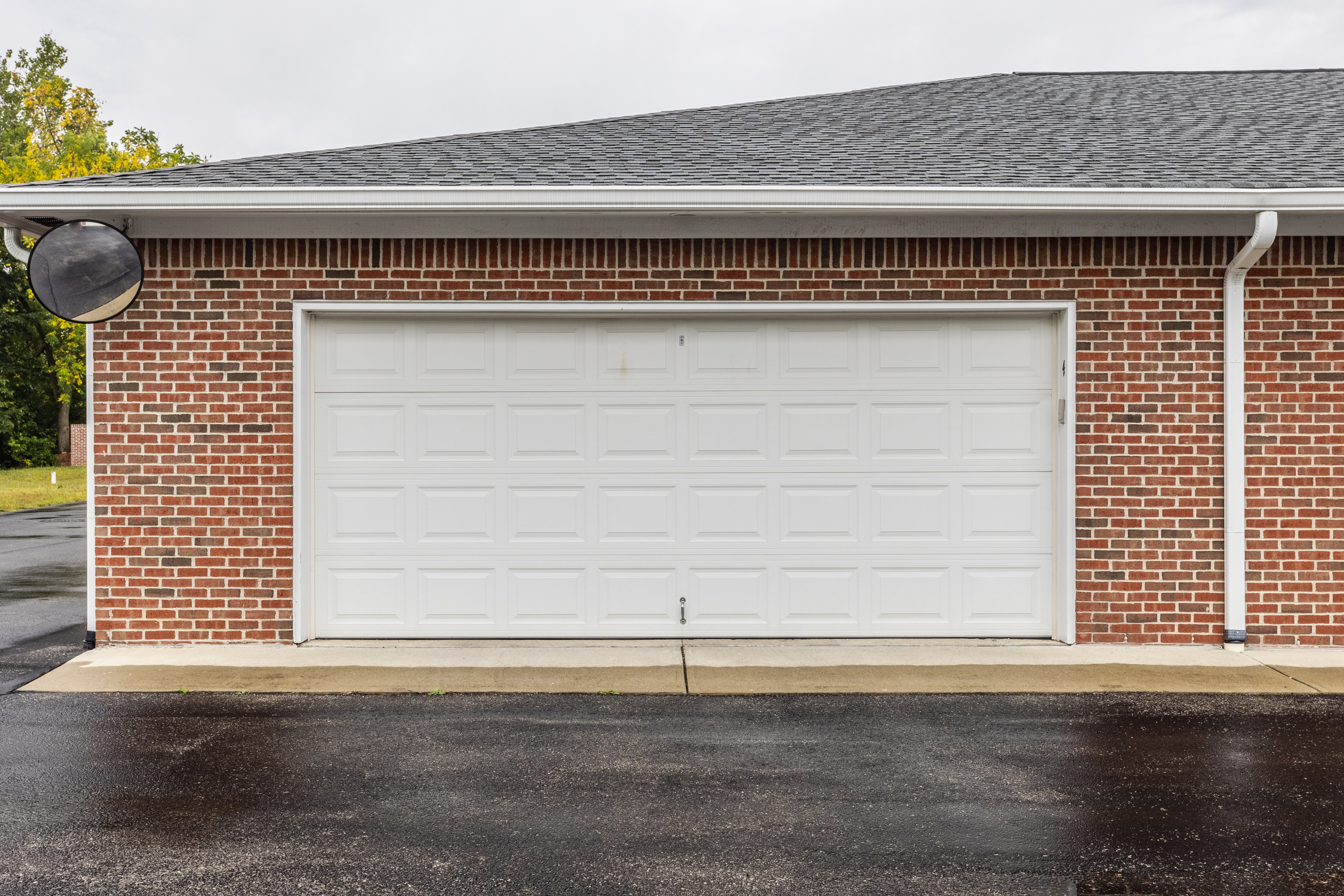 5813 Lawton Loop E Drive, Unit 4 Indianapolis, IN 46216 - Photo 32 of 35