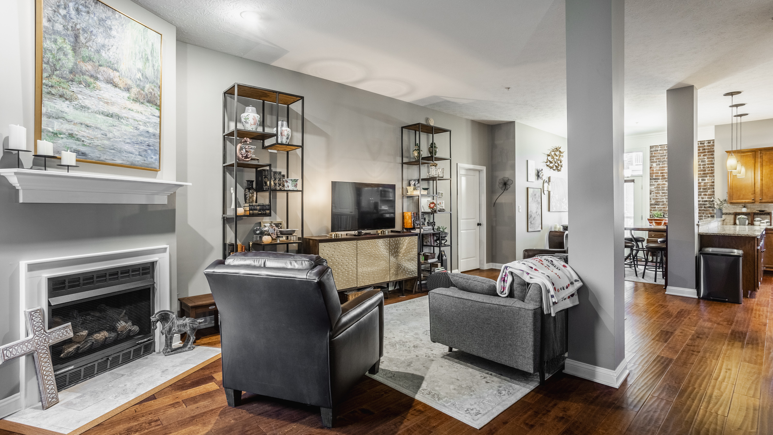 5813 Lawton Loop E Drive, Unit 4 Indianapolis, IN 46216 - Photo 5 of 35