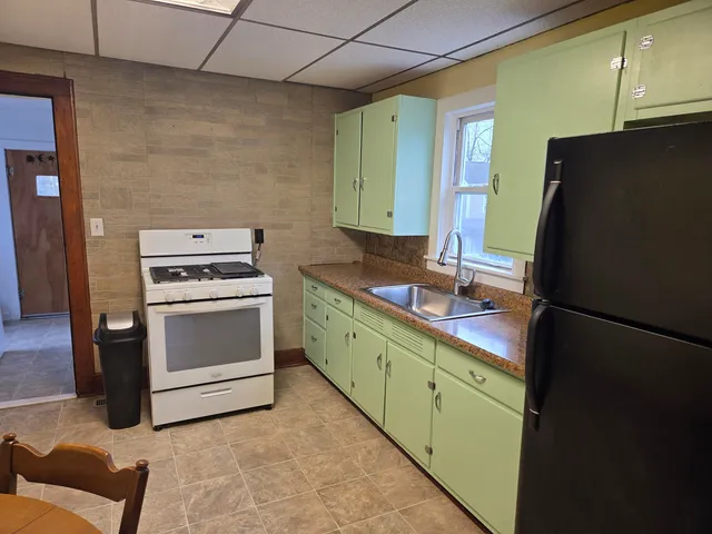 $75,000 | 107 West Carpenter Street, McLeansboro, IL 62859