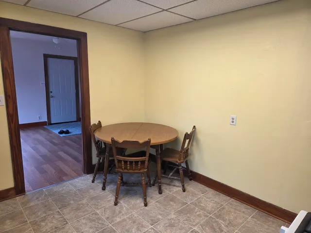 $75,000 | 107 West Carpenter Street, McLeansboro, IL 62859