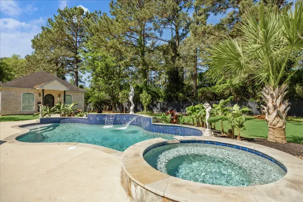 $1,799,000 | 22009 Holly Creek Trail, Tomball, TX 77377