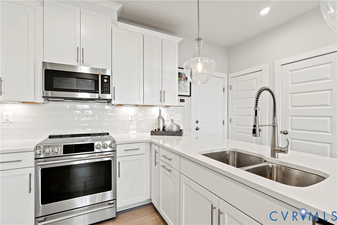 3601 Edna Path, Unit A Richmond, VA 23233 - Photo 3 of 36