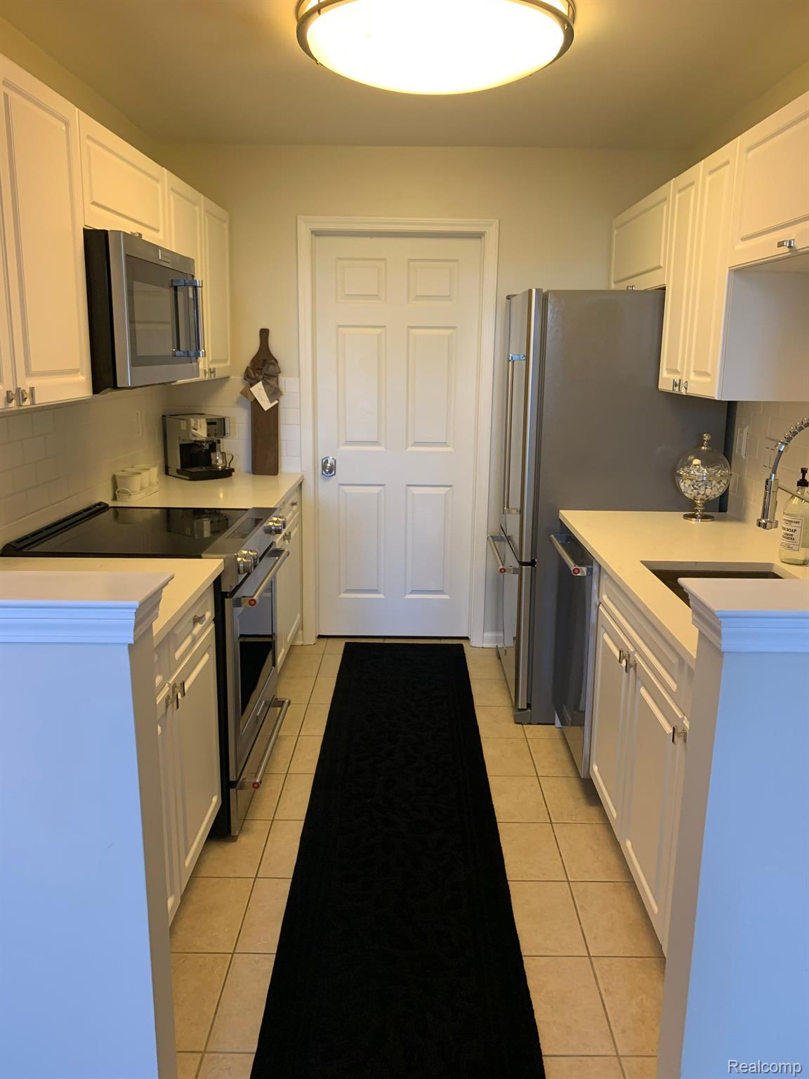 3494 Oakmonte Boulevard Rochester, MI 48306 - Photo 6 of 37 Gallery Image 6