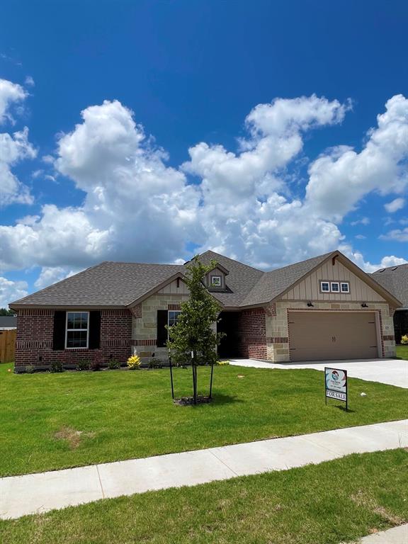 125 Joel Street Springtown, TX 76082 - Photo 3 of 20