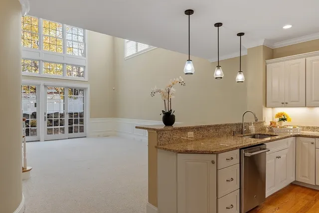 $1,390,000 | 527 Salem Street, Unit 42, Lynnfield, MA 01940