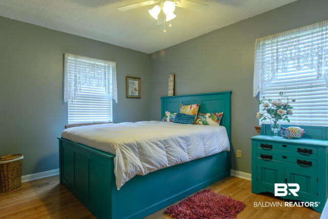 32234 Highway 90 Seminole, AL 36574 - Photo 14 of 22 Guest bedroom