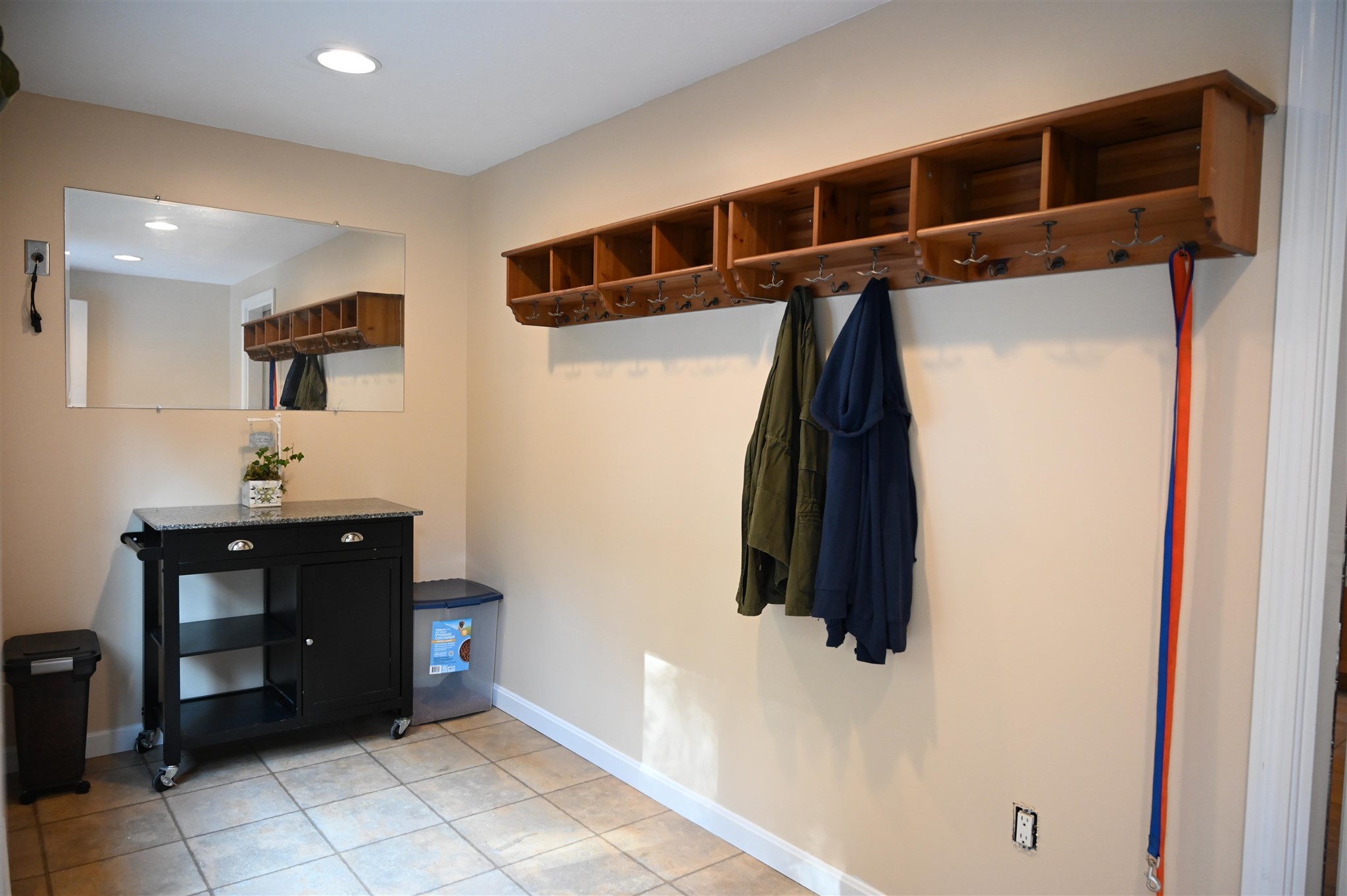 15 Hoyt Road Goffstown, NH 03045 - Photo 2 of 33