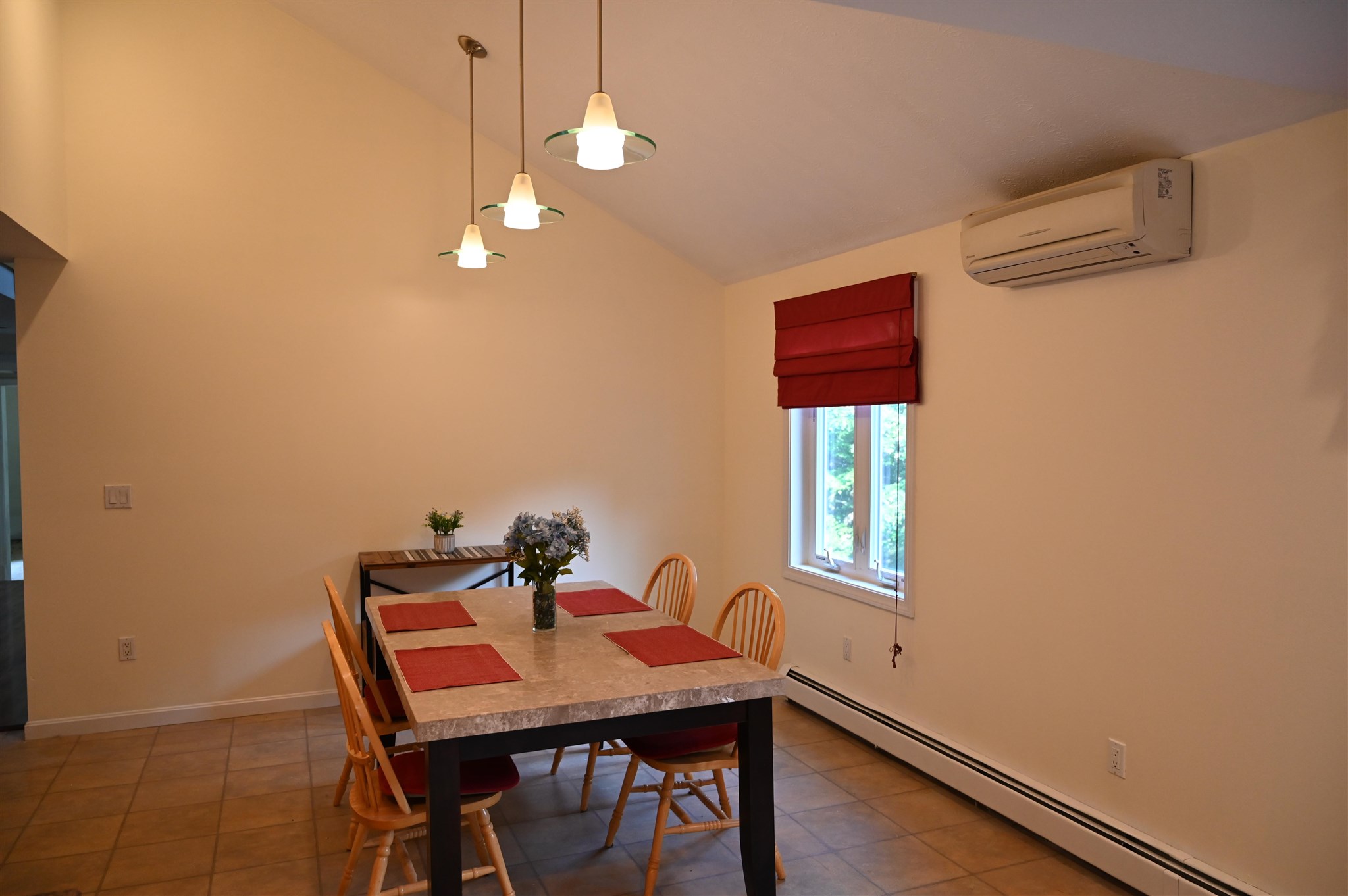 15 Hoyt Road Goffstown, NH 03045 - Photo 9 of 33