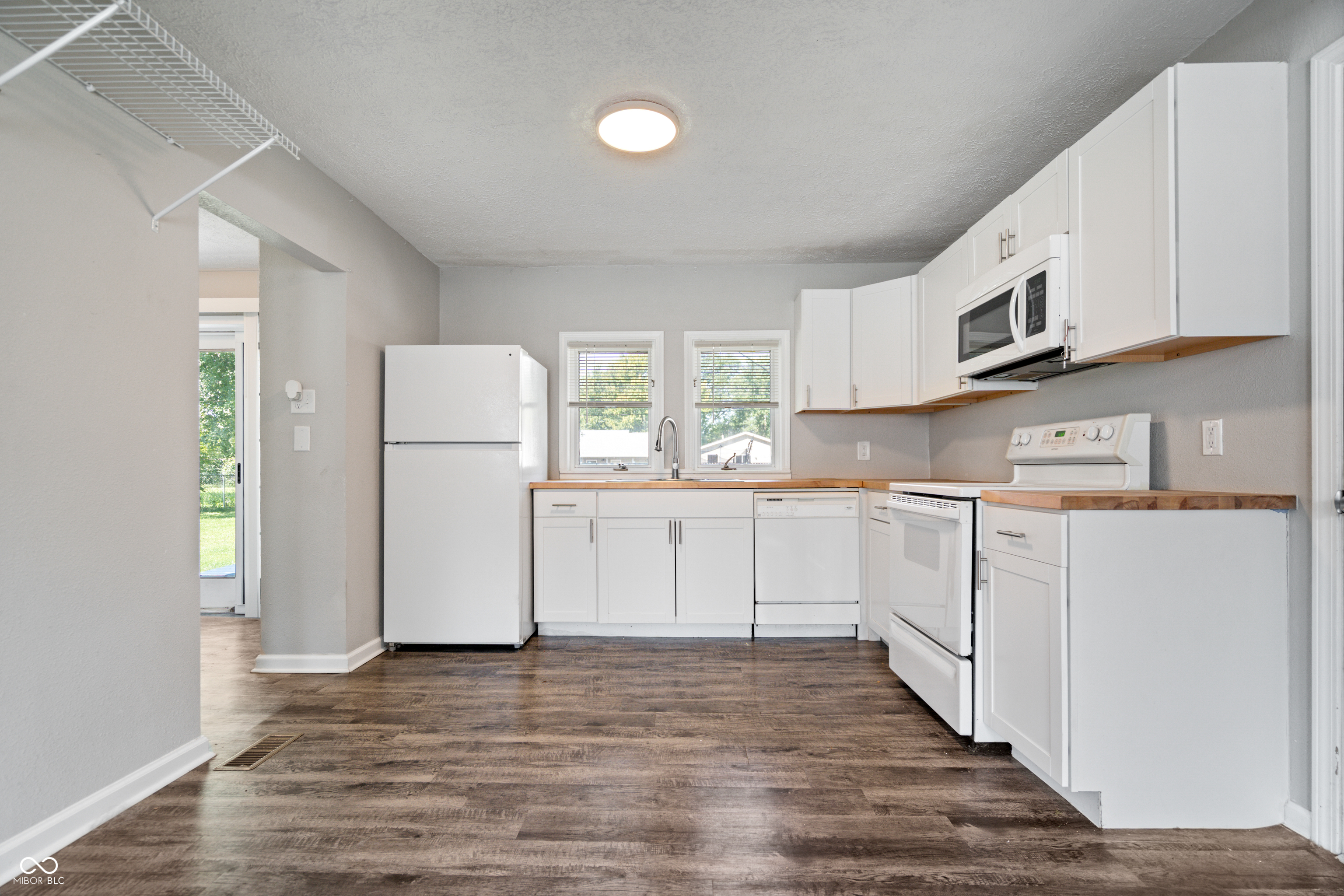 3230 Fisher Road Indianapolis, IN 46239 - Photo 10 of 31 Gallery Image 10