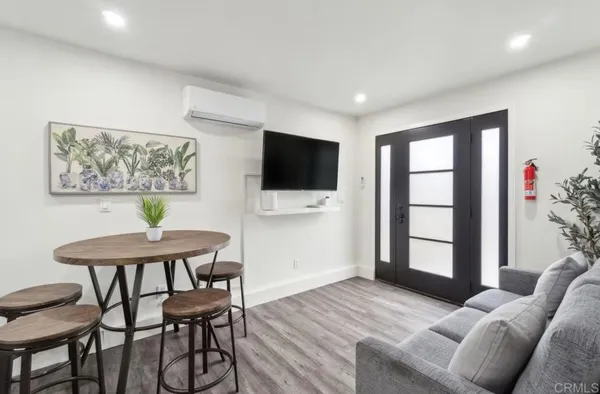 $2,550 | 2032 Kearney Avenue, San Diego, CA 92113