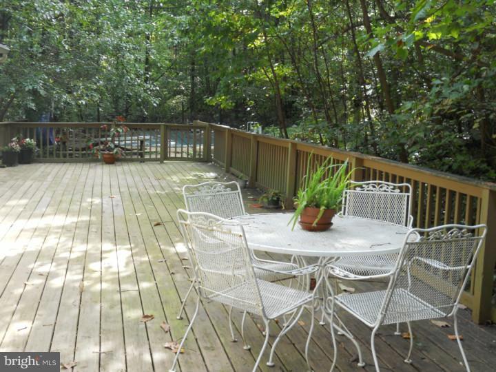 418 Icedale Road Honey Brook, PA 19344 - Photo 15 of 19 Deck