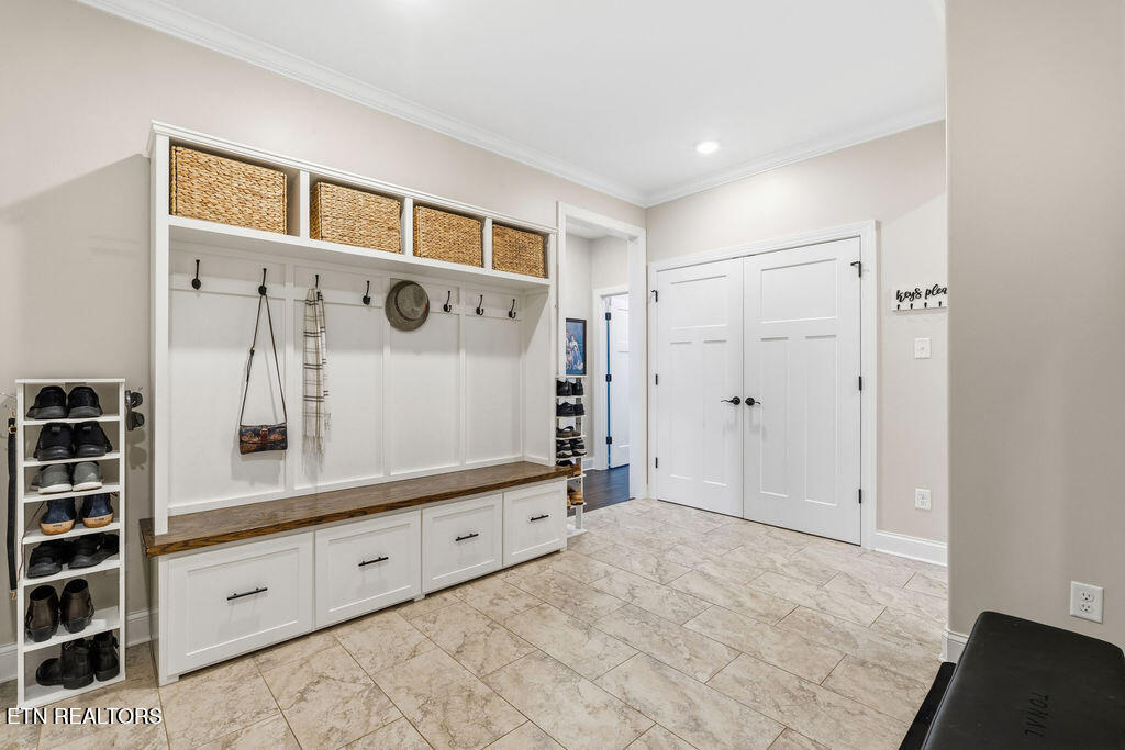 179 Oonoga Way Loudon, TN 37774 - Photo 30 of 60 Large Mud Room