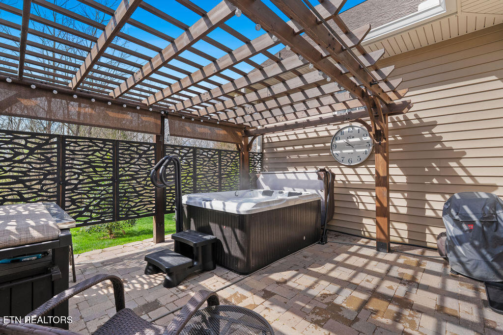 179 Oonoga Way Loudon, TN 37774 - Photo 47 of 60 Jacuzzi under Pergula